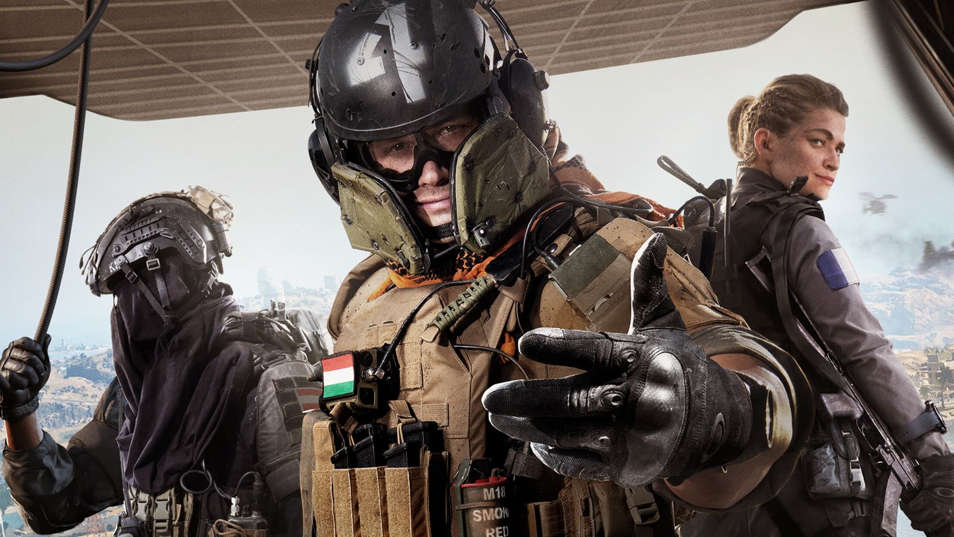 Call of Duty Warzone gameplay showing soldiers in a battle royale firefight on PS4