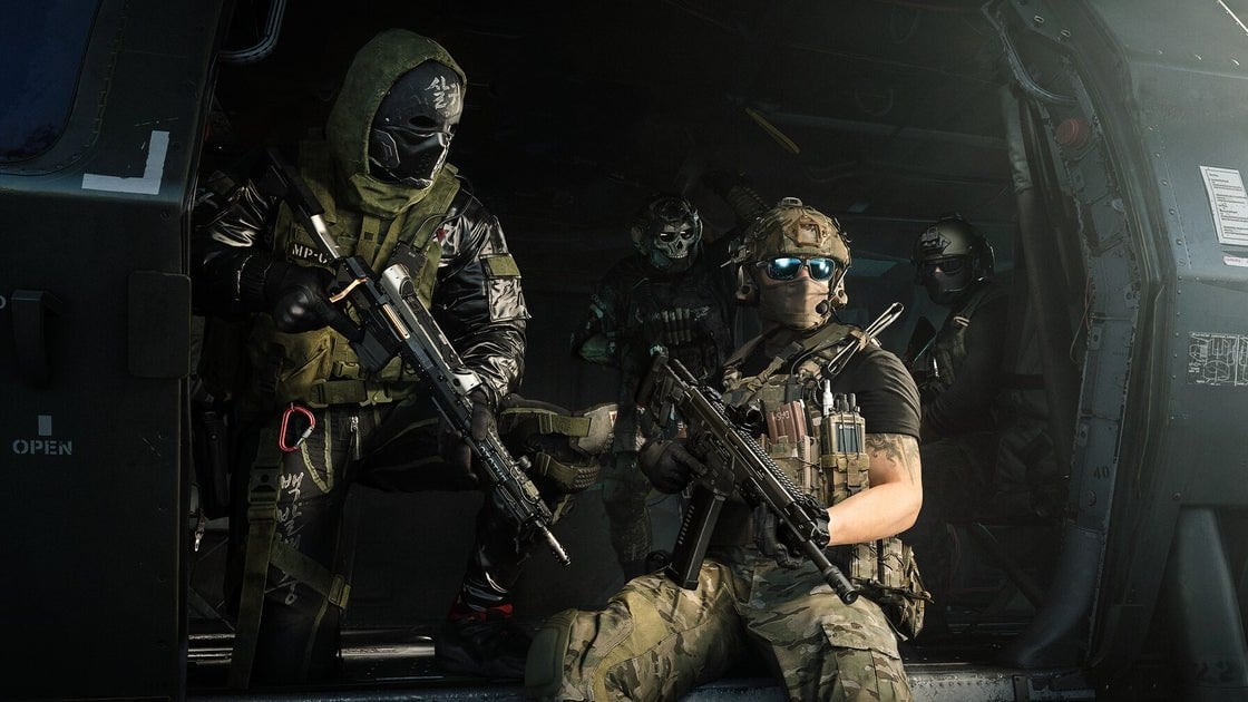 Call of Duty Modern Warfare 4 key art featuring soldiers in tactical gear